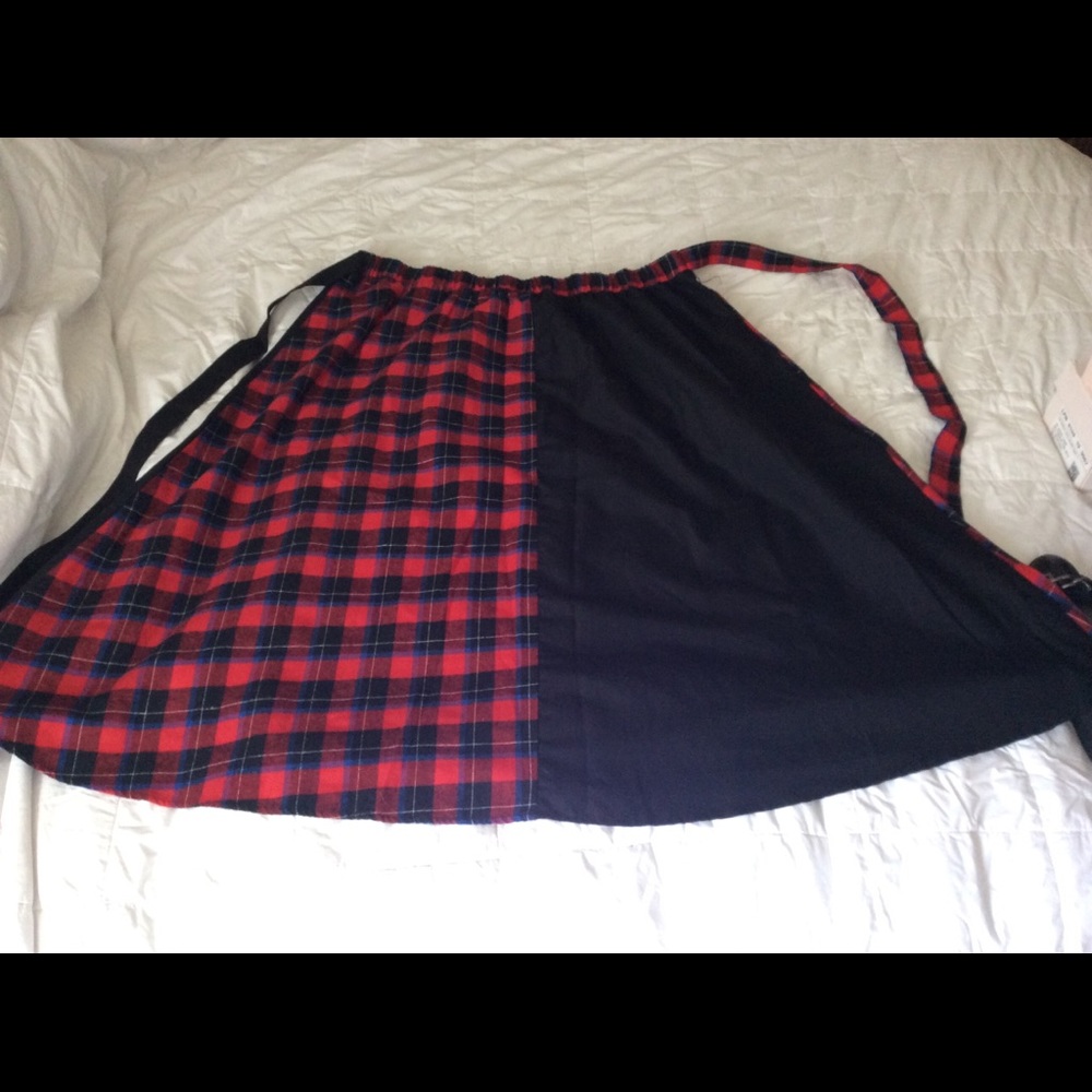 Shein skirt.  Size 4XL